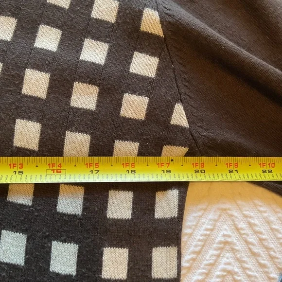 Nove Silk Cashmere V-Neck Sweater Brown White Check - Picture 9 of 11